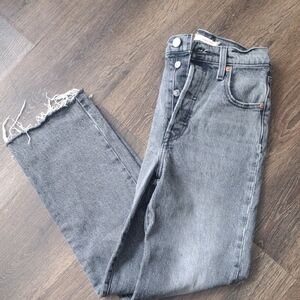 Levi's Ribcage Ankle Straight Size 23